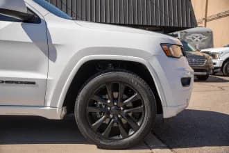 Grand Cherokee 4