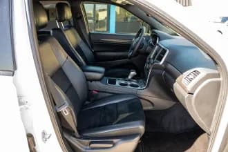 Grand Cherokee 23