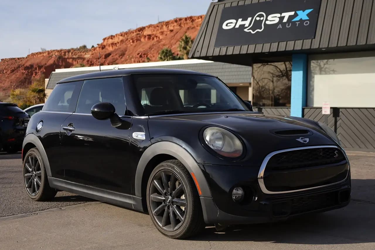2016 MINI Cooper S's photo