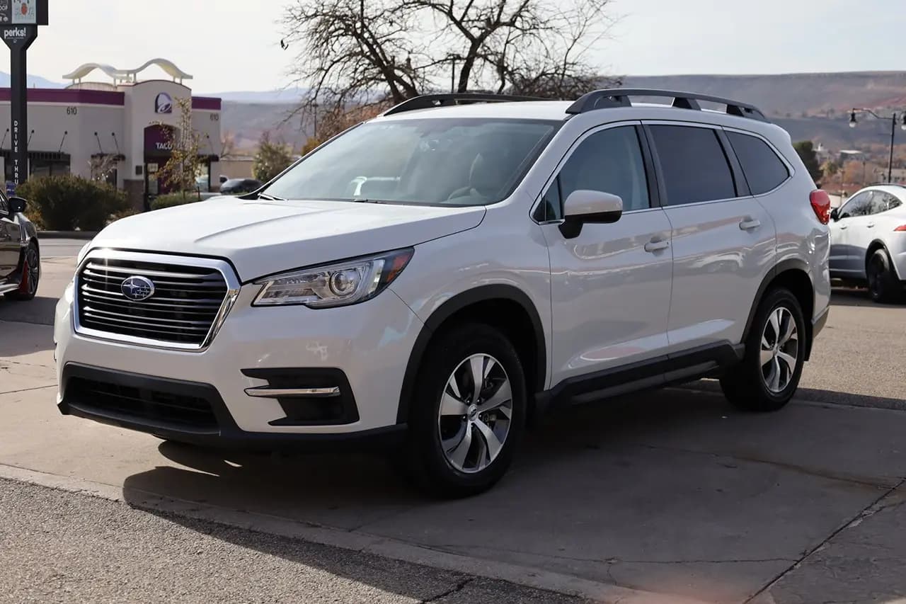 2021 Subaru Ascent Premium's photo