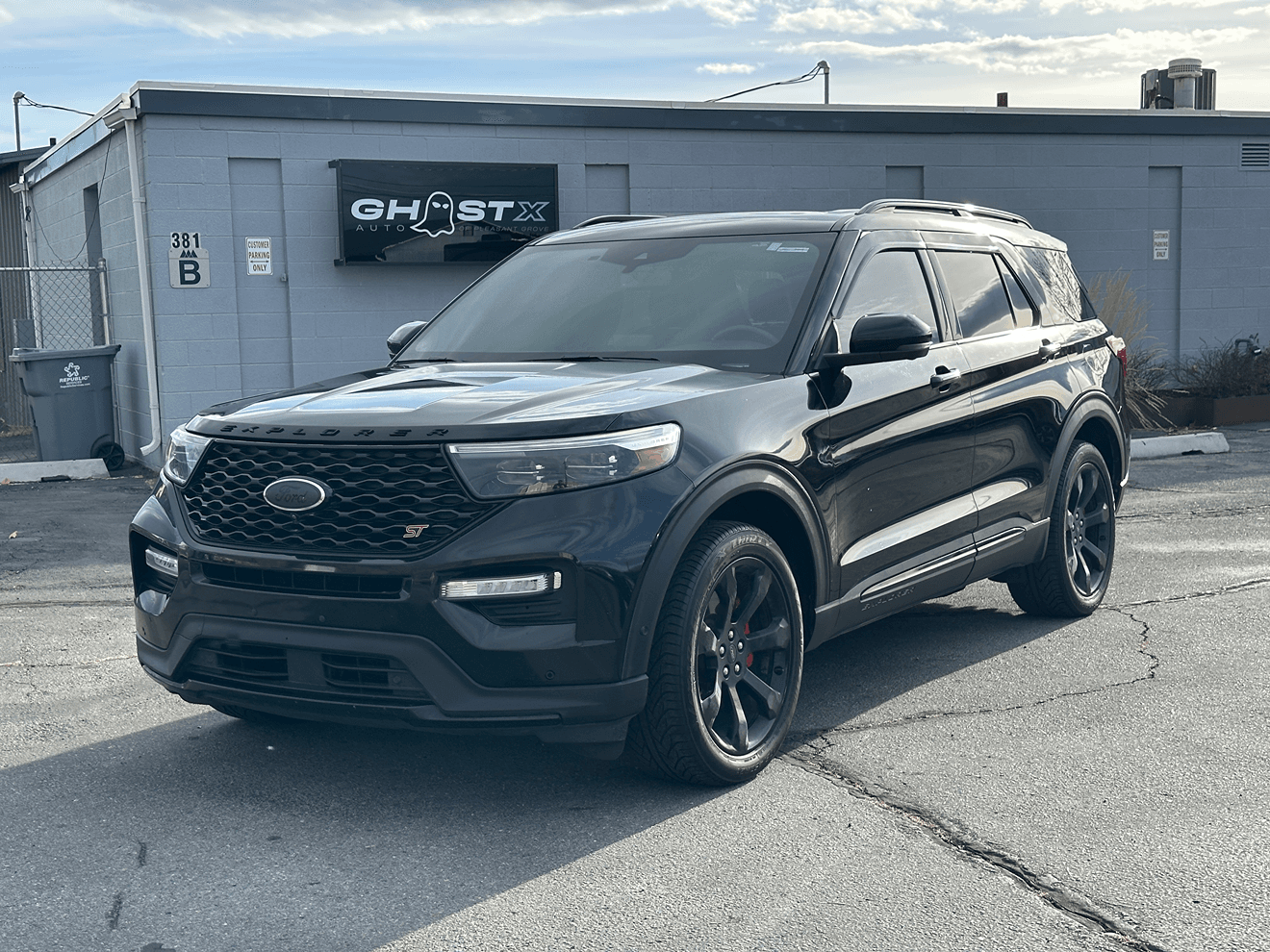 2020 Ford Explorer ST's photo