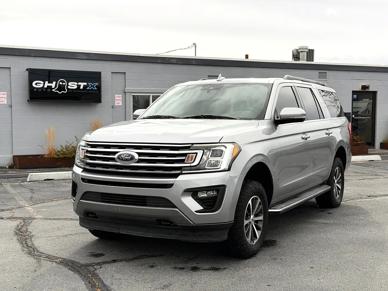 2020 Ford Expedition XLT's photo